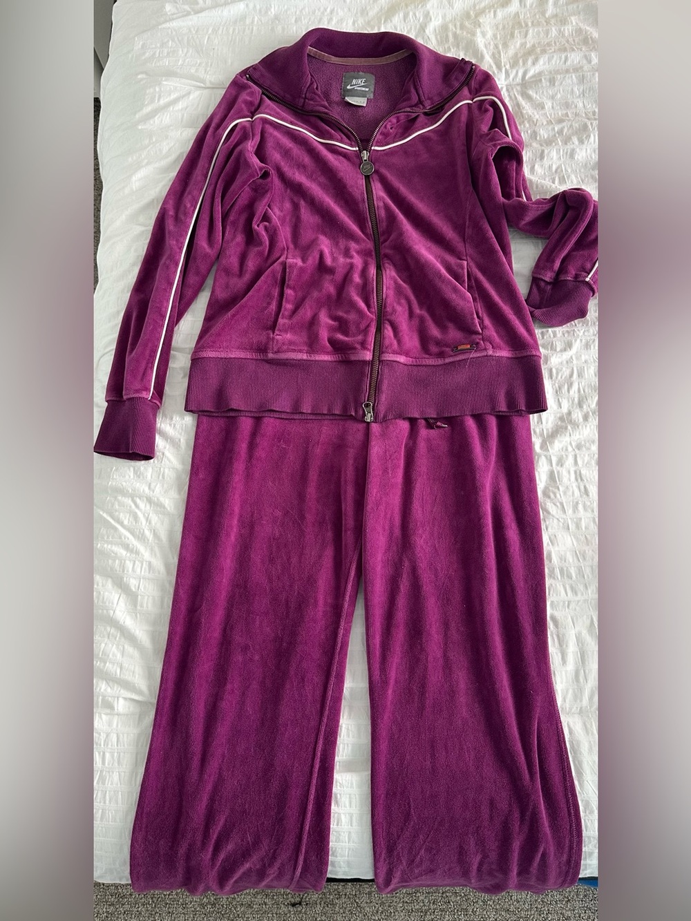 Vintage Y2K Nike Women's Velour Set in Deep Berry Purple